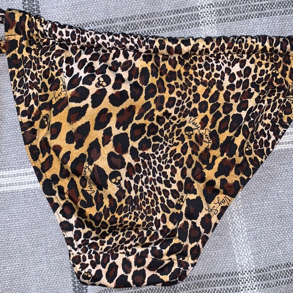SOLD Victoria’s Secret Leopard Skull Bikini - Picture 5 of 8